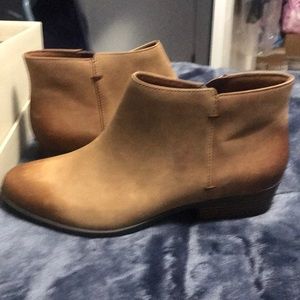 Clark’s zora booties